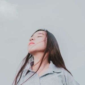 Meet your Posher, Edweena